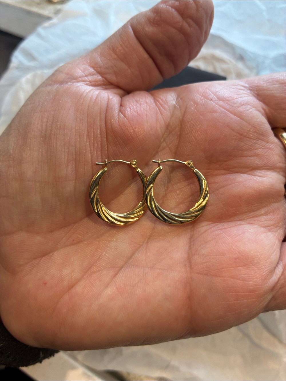 14k Gold Twisted Hoops .87 Grams
